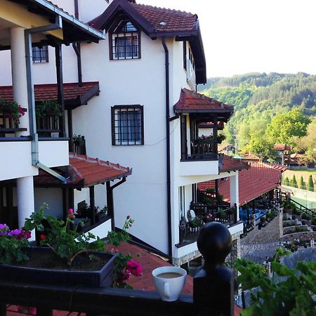 Hotel Manastir Berovo Exteriér fotografie