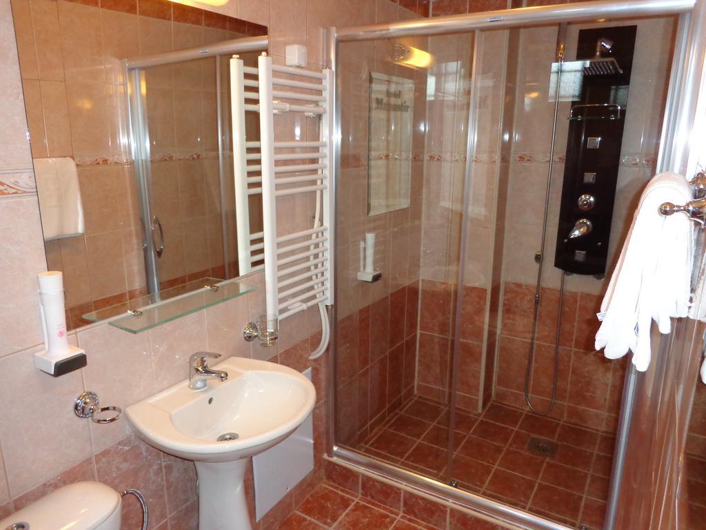 Hotel Manastir Berovo Pokoj fotografie