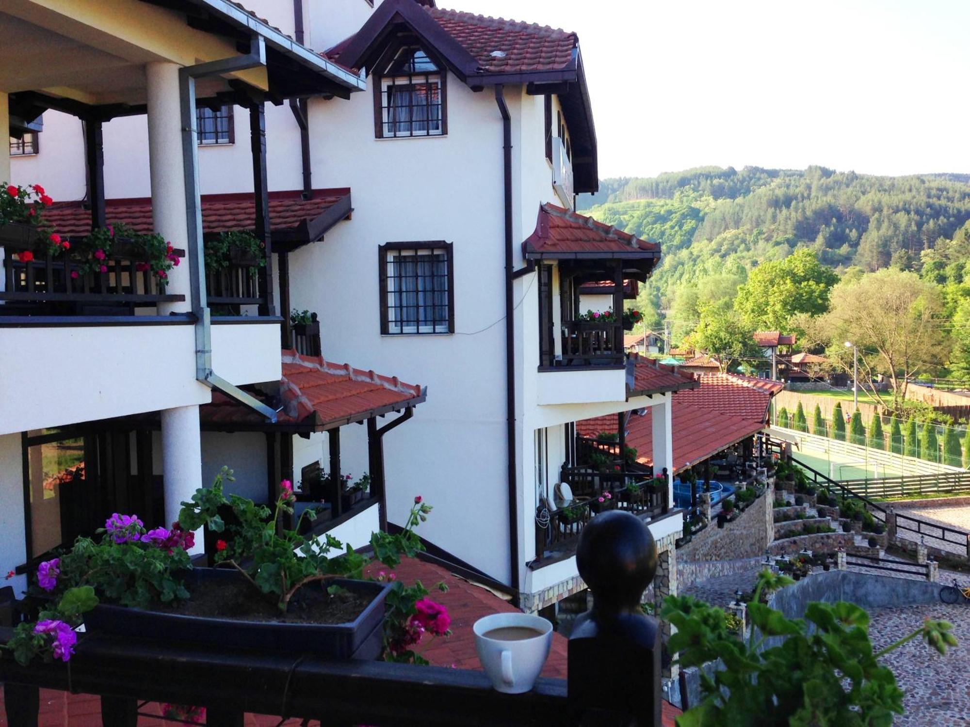 Hotel Manastir Berovo Exteriér fotografie